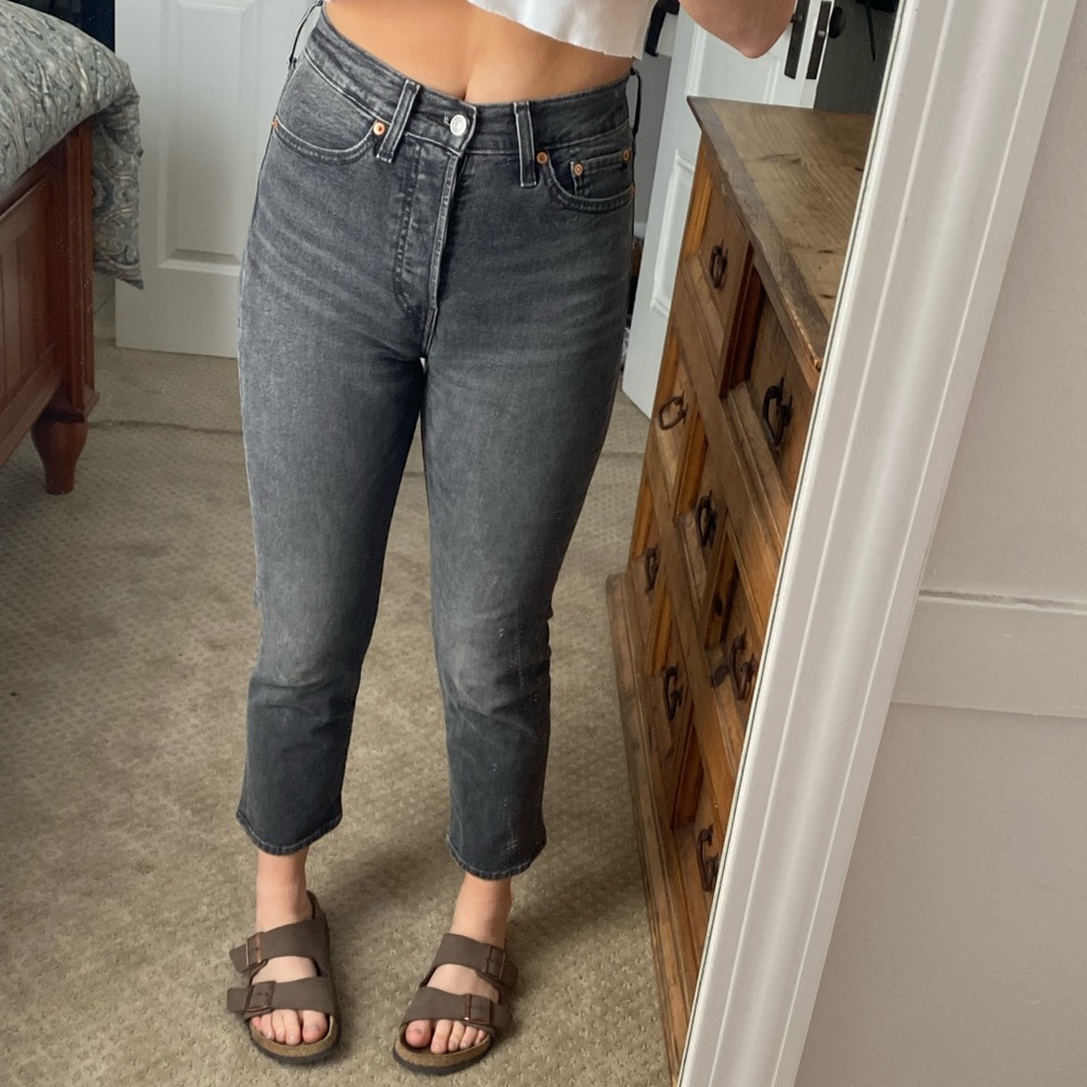 levi’s wedgie straight jean !!! 👽🖤🏴‍☠️